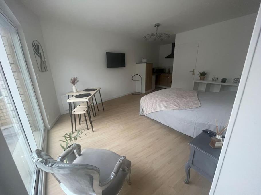 Studio Equipe Leilighet Valenciennes Eksteriør bilde
